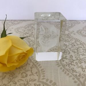 Laser Cut Glass Etched Wolf Paperweight Cube